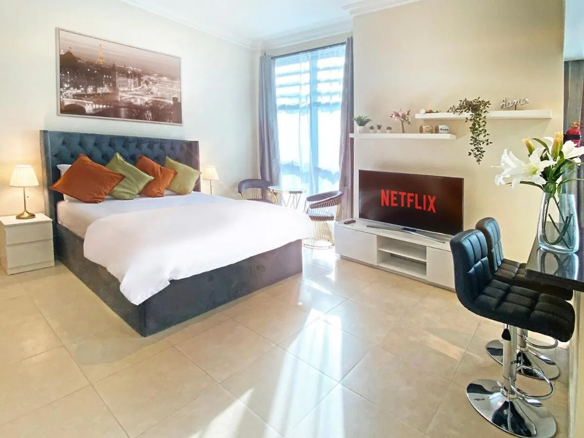 Elegant Studio In Marina Near Beach And Metro Z1113 Dubai