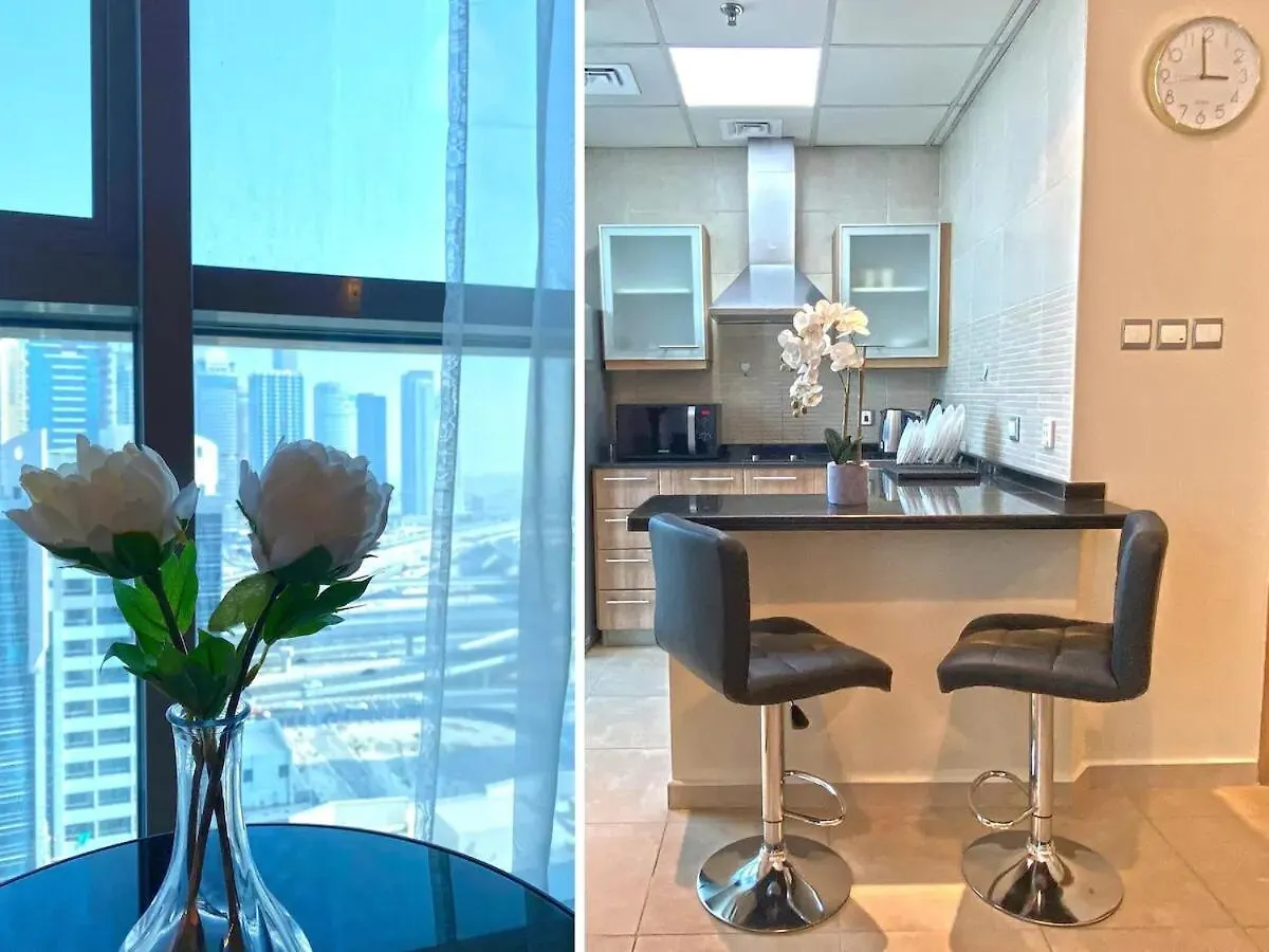 Elegant Studio In Marina Near Beach And Metro Z1113 Dubai United Arab Emirates